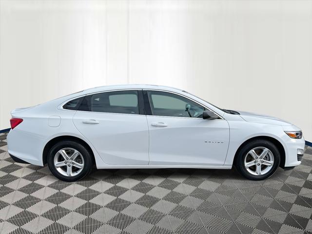 used 2019 Chevrolet Malibu car, priced at $13,995