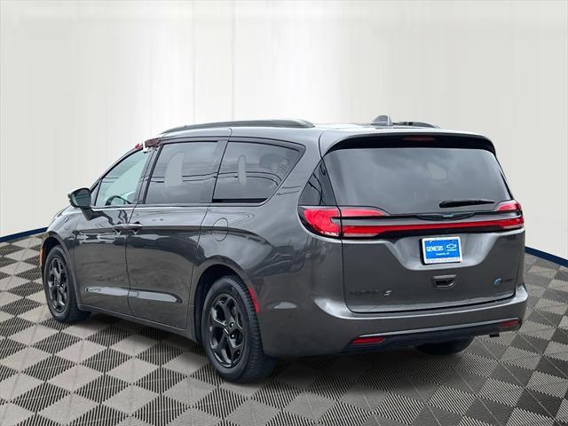 used 2021 Chrysler Pacifica Hybrid car, priced at $21,975