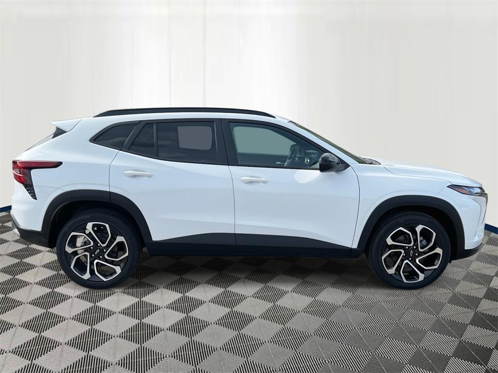 new 2025 Chevrolet Trax car, priced at $26,076