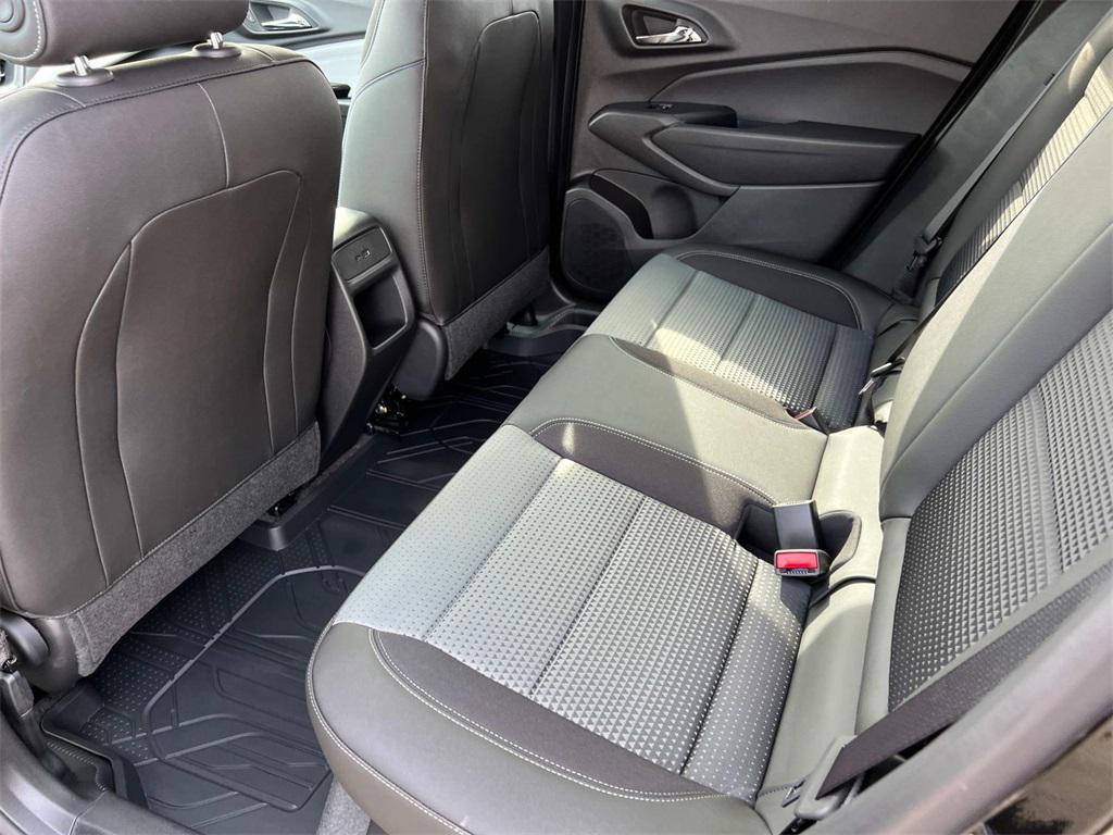 new 2025 Chevrolet Trax car, priced at $23,454