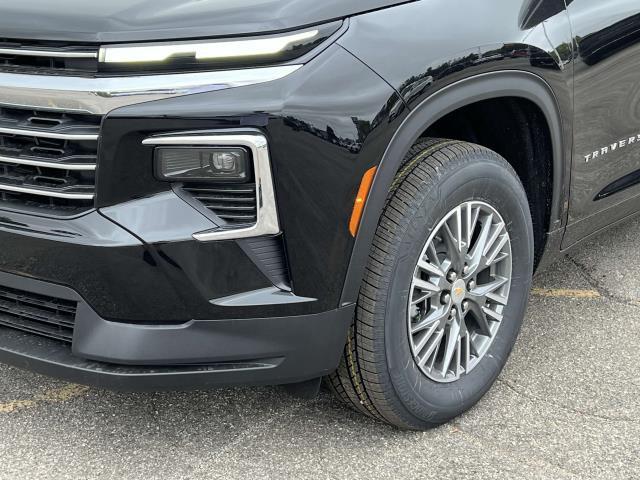 new 2025 Chevrolet Traverse car, priced at $40,358