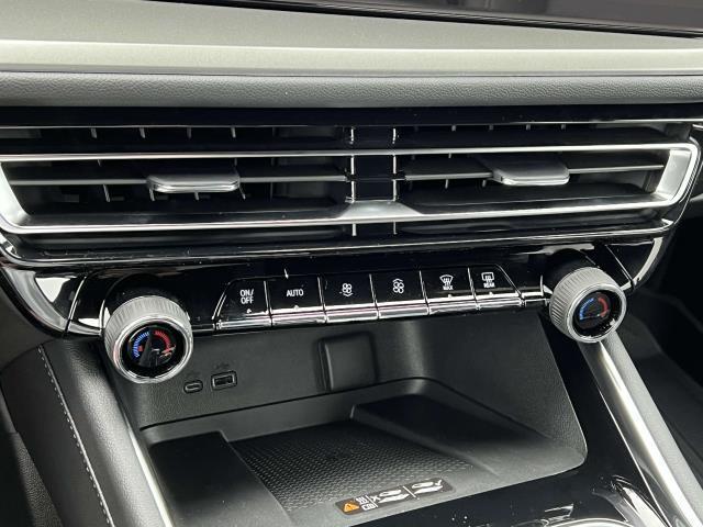 new 2025 Chevrolet Traverse car, priced at $40,358