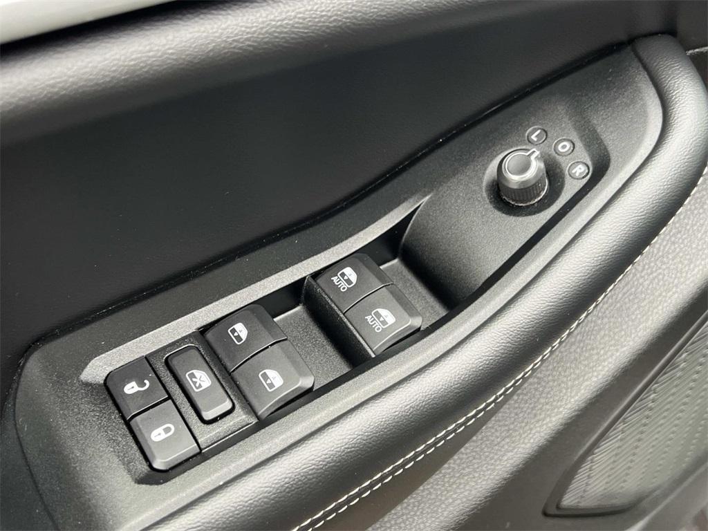 used 2024 Jeep Grand Cherokee L car, priced at $30,468