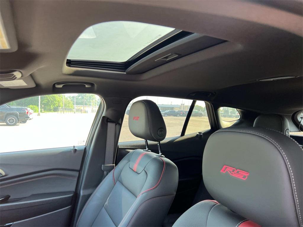 new 2025 Chevrolet Trax car, priced at $26,076