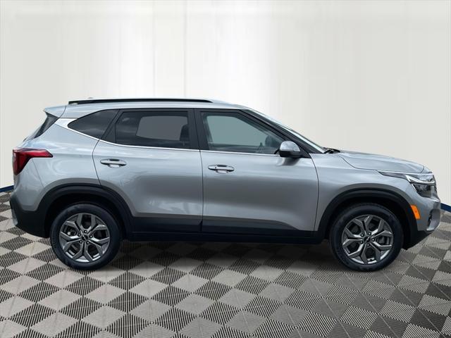 used 2024 Kia Seltos car, priced at $23,995