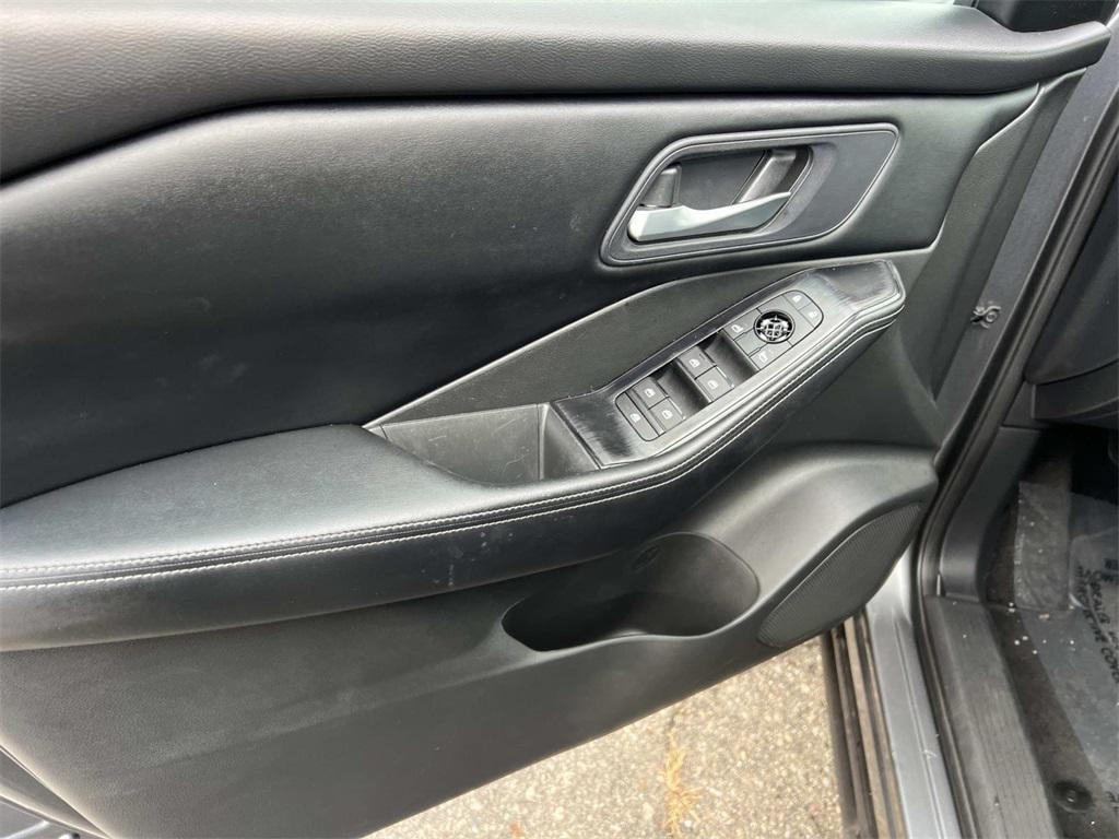 used 2024 Nissan Rogue car, priced at $24,489