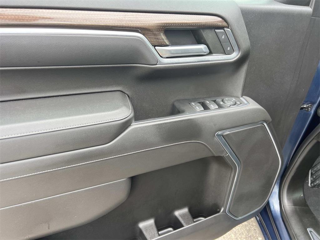 used 2022 Chevrolet Silverado 1500 car, priced at $33,348
