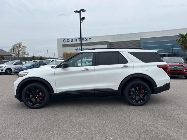 new 2024 Ford Explorer car, priced at $59,065