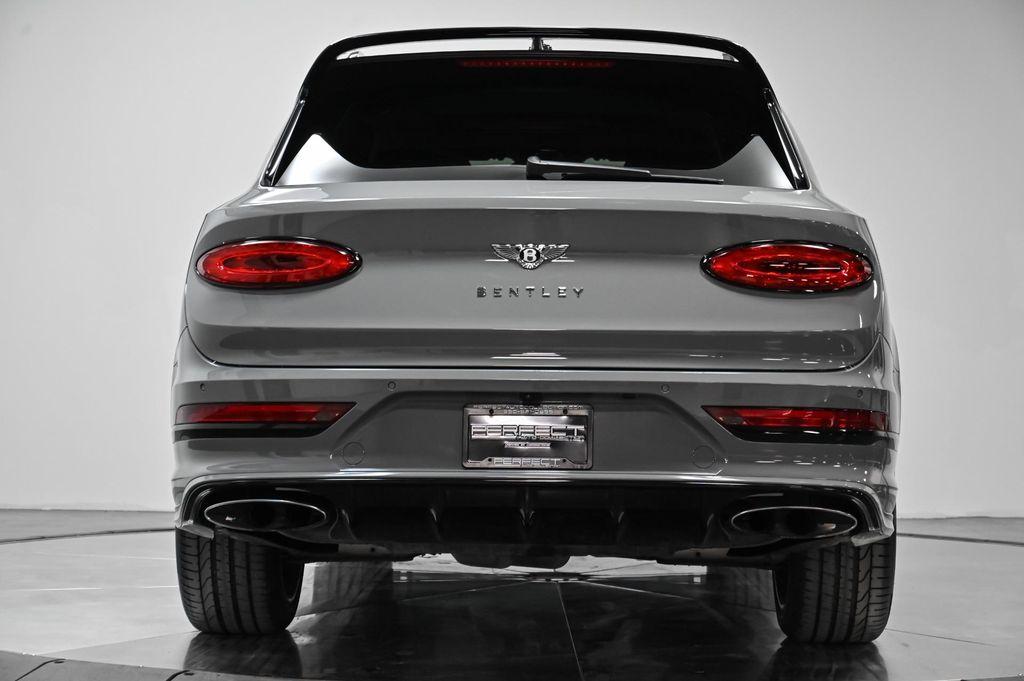used 2022 Bentley Bentayga car, priced at $157,995