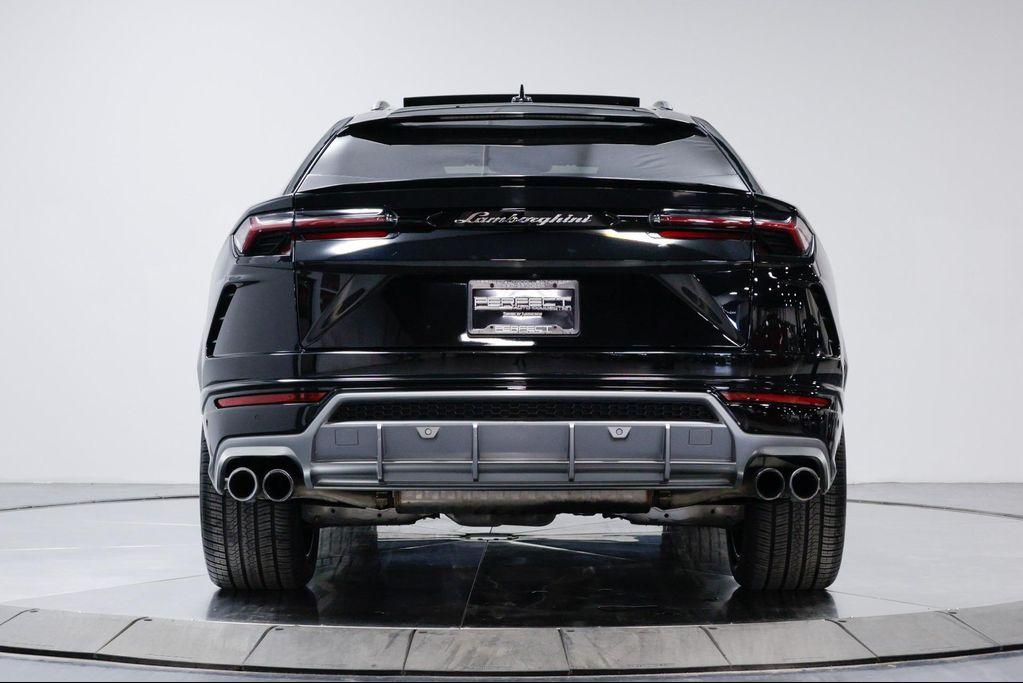 used 2019 Lamborghini Urus car, priced at $179,995