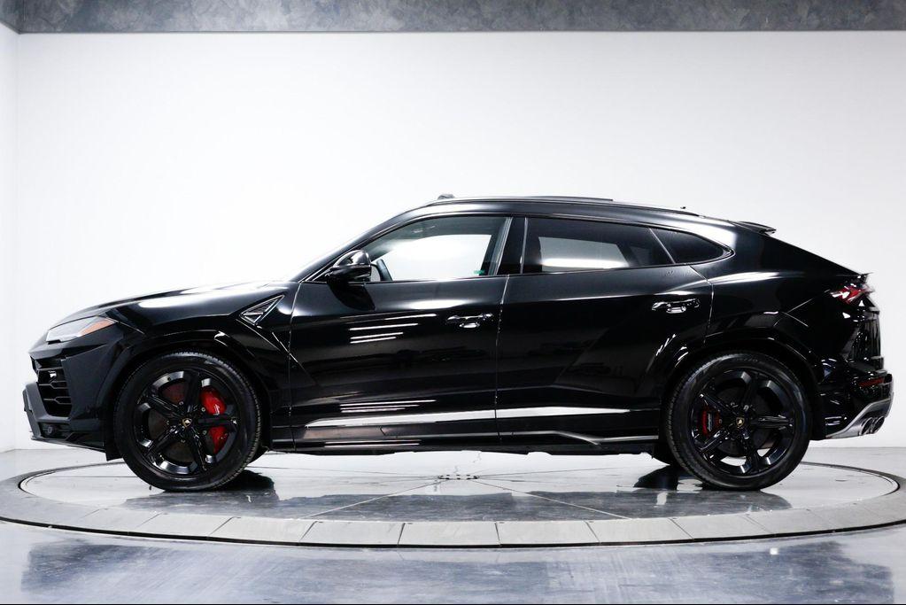 used 2019 Lamborghini Urus car, priced at $179,995