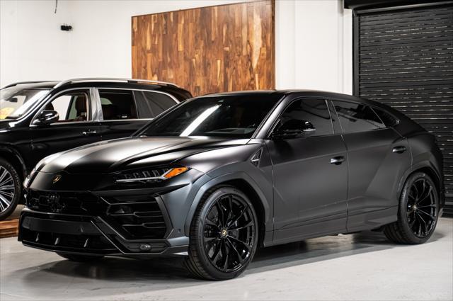 used 2021 Lamborghini Urus car, priced at $229,995