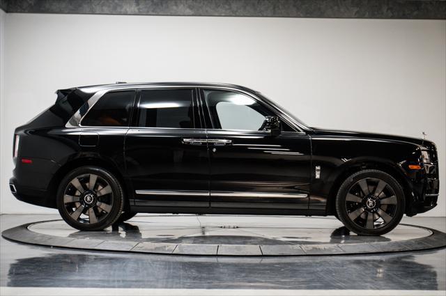 used 2022 Rolls-Royce Cullinan car, priced at $317,995