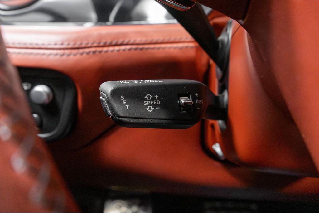 used 2017 Bentley Bentayga car, priced at $82,995