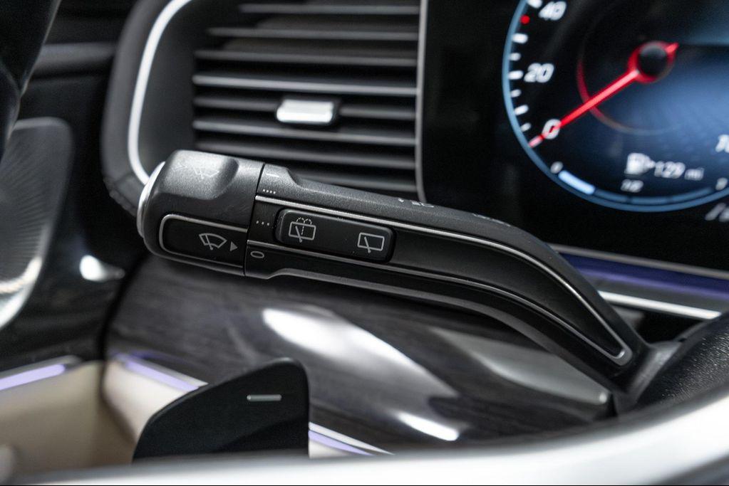 used 2021 Mercedes-Benz GLE 450 car, priced at $36,995