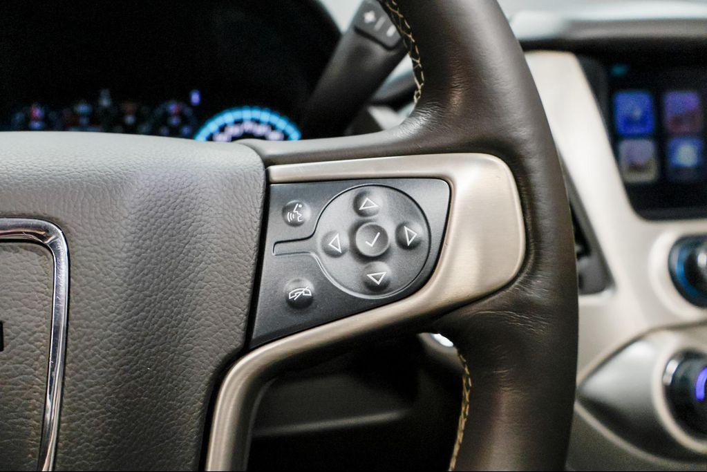 used 2017 GMC Yukon car, priced at $26,795