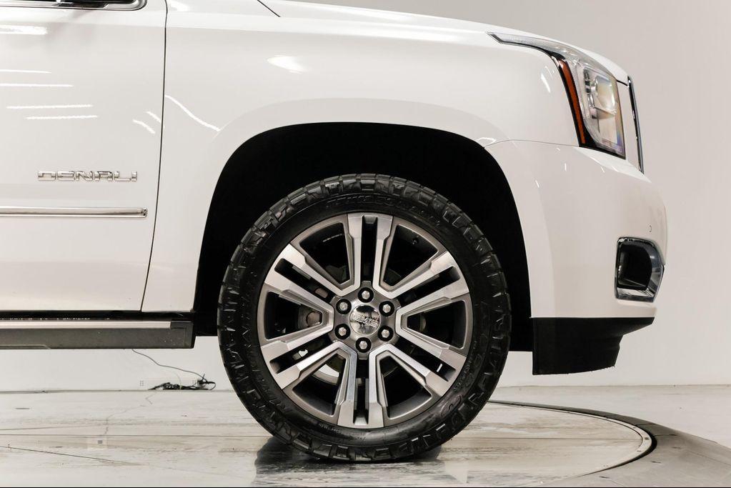 used 2017 GMC Yukon car, priced at $26,795