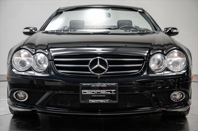 used 2007 Mercedes-Benz SL-Class car, priced at $28,995