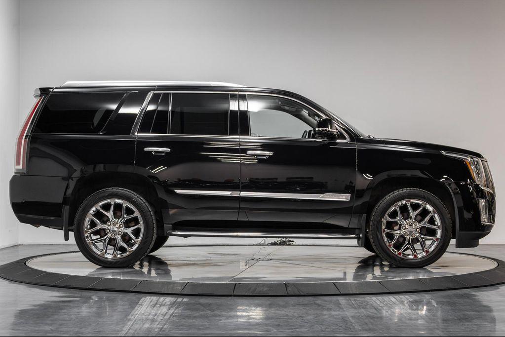 used 2020 Cadillac Escalade car, priced at $36,995