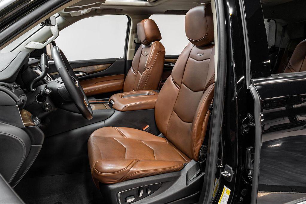 used 2020 Cadillac Escalade car, priced at $36,995