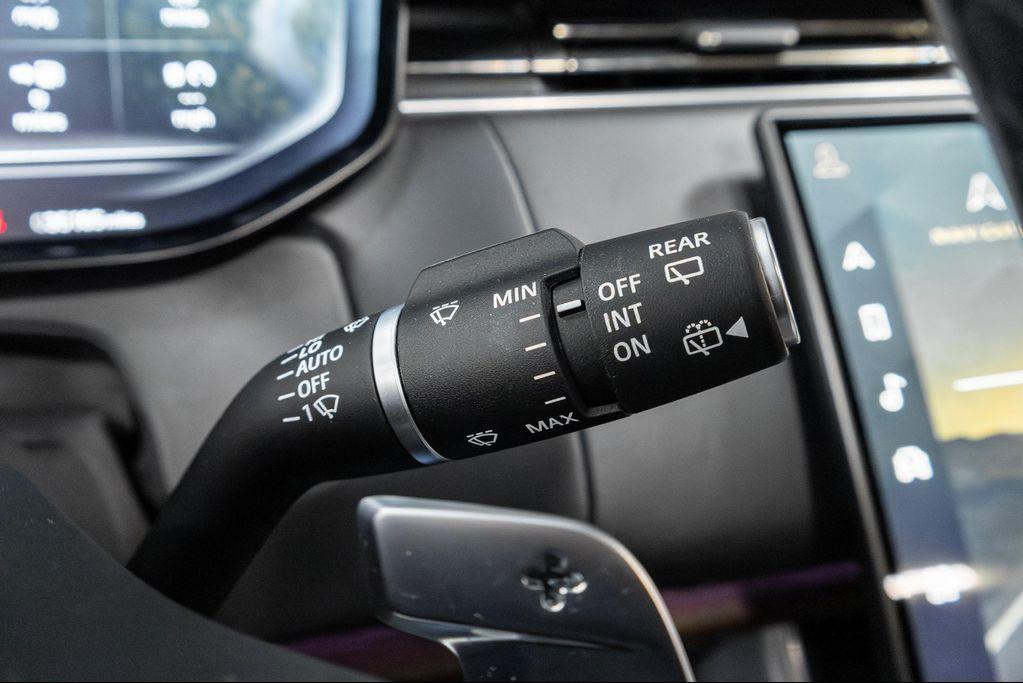 used 2023 Land Rover Range Rover car, priced at $113,995