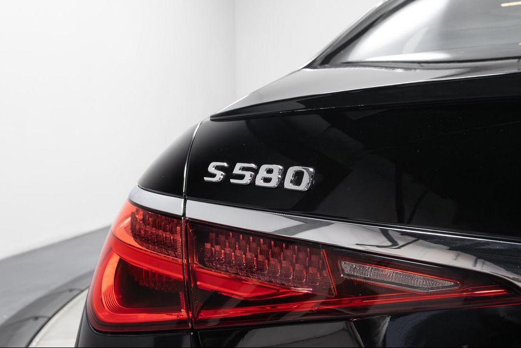 used 2022 Mercedes-Benz S-Class car, priced at $76,995