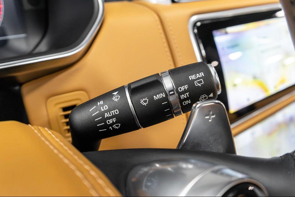 used 2022 Land Rover Range Rover car, priced at $75,995