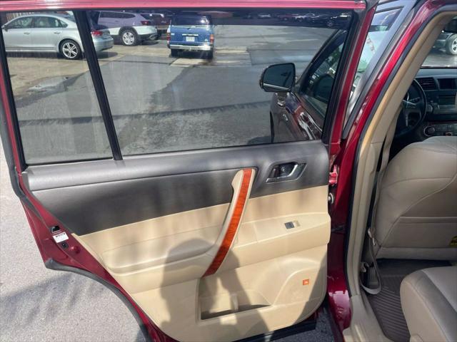 used 2008 Toyota Highlander car