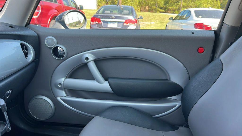 used 2006 MINI Cooper car, priced at $3,999