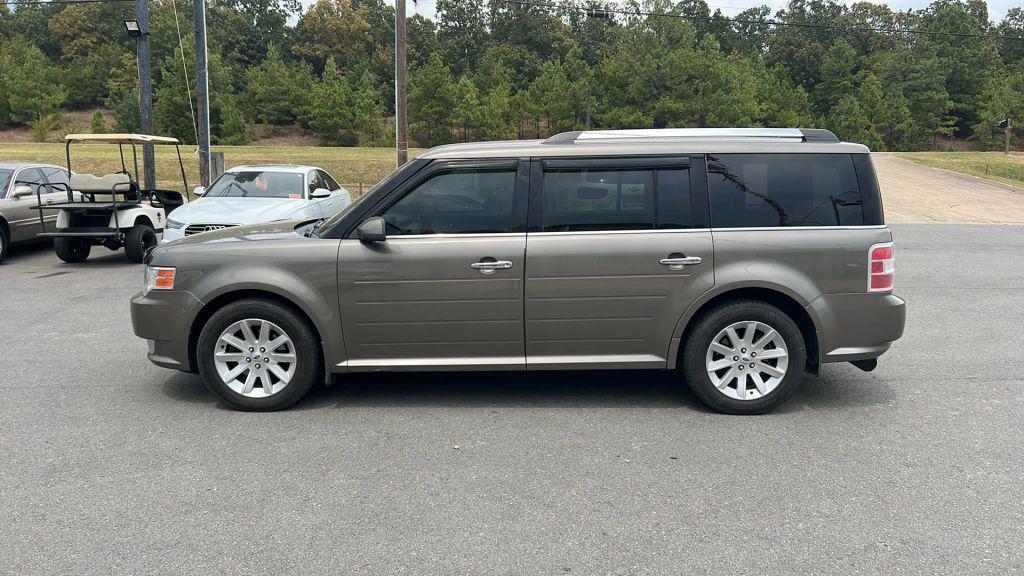 used 2012 Ford Flex car, priced at $4,999