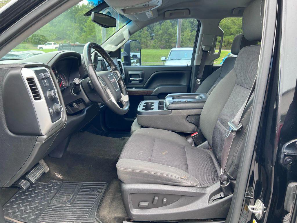 used 2015 GMC Sierra 1500 car, priced at $17,900