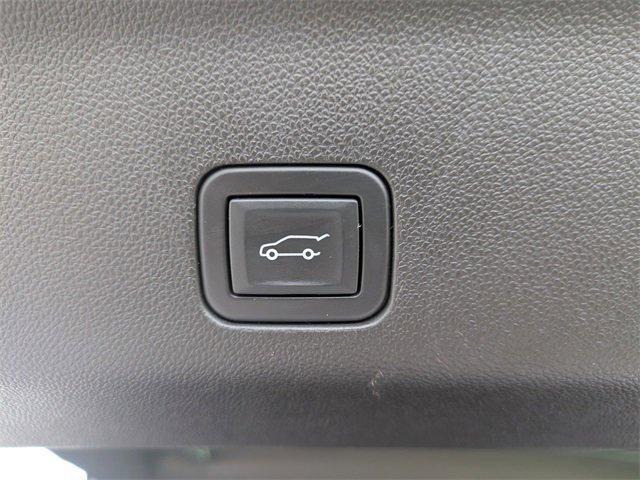 used 2023 GMC Yukon XL car, priced at $51,900