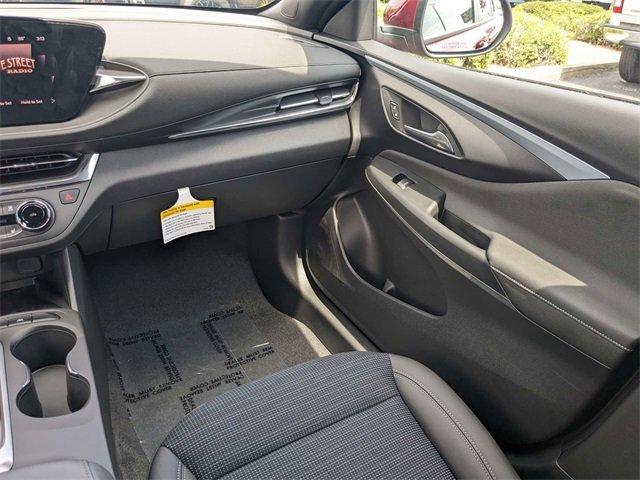 new 2025 Buick Envista car, priced at $27,775