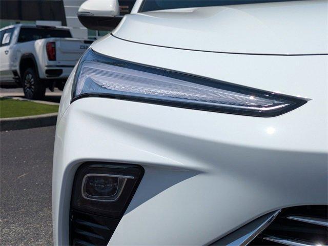 new 2025 Buick Envista car, priced at $27,380