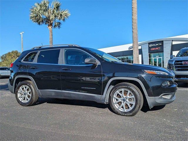 used 2017 Jeep Cherokee car, priced at $12,400