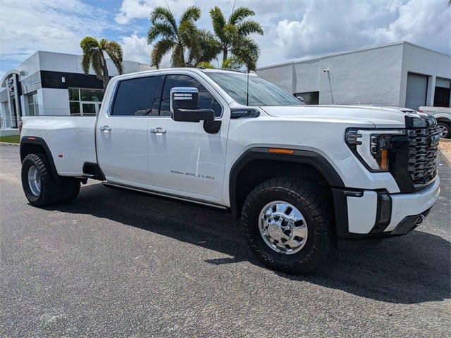 used 2025 GMC Sierra 3500 car, priced at $89,900