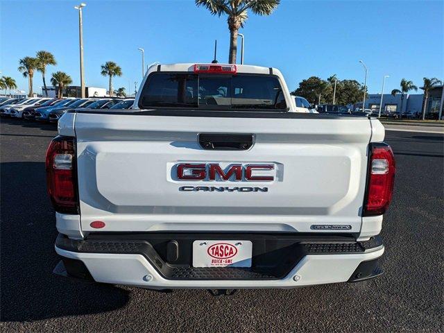 new 2024 GMC Canyon car