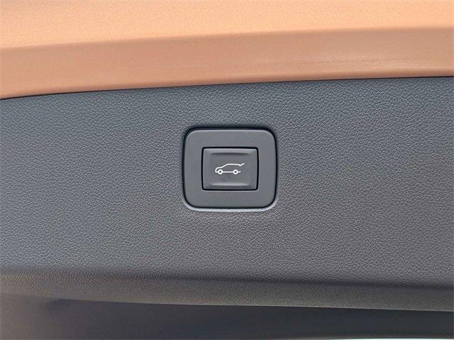 new 2025 Buick Envista car, priced at $27,180