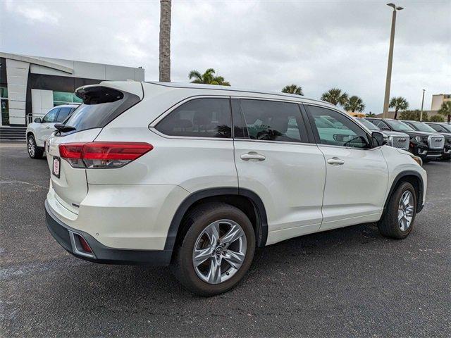 used 2017 Toyota Highlander car, priced at $19,900