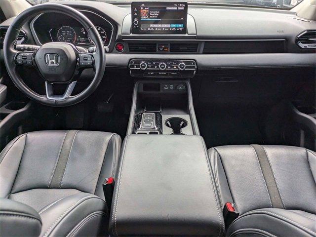 used 2023 Honda Pilot car, priced at $32,900