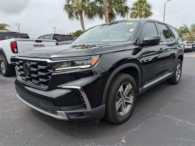 used 2023 Honda Pilot car, priced at $32,900