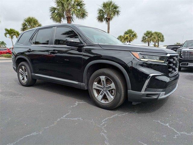 used 2023 Honda Pilot car, priced at $32,900