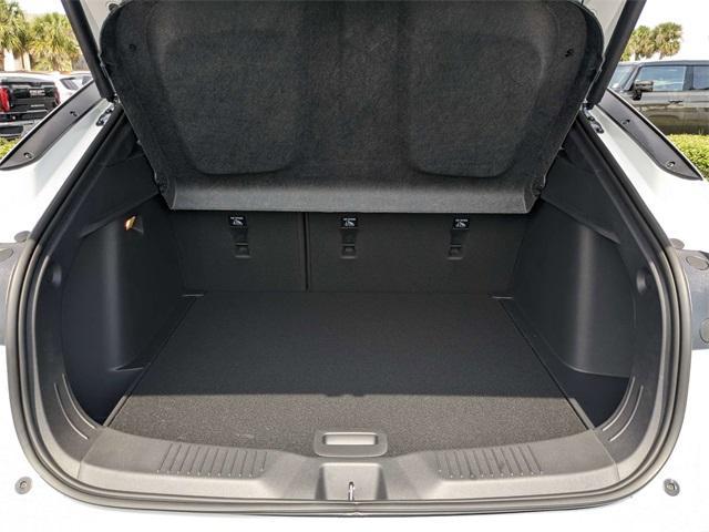new 2025 Buick Envista car, priced at $32,225