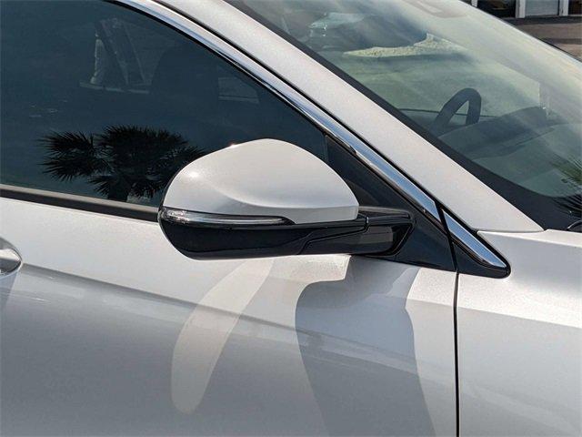 new 2025 Buick Envista car, priced at $32,225