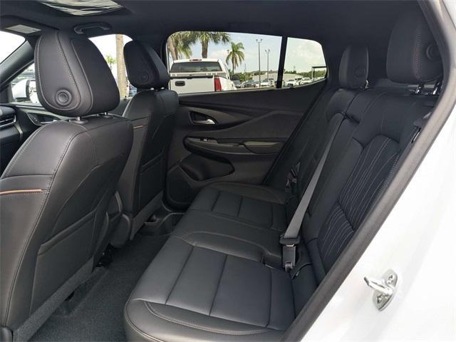 new 2025 Buick Envista car, priced at $32,225