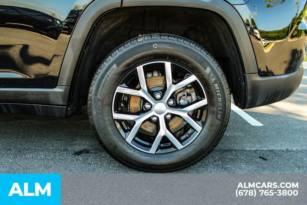 used 2024 Jeep Grand Cherokee car, priced at $33,420