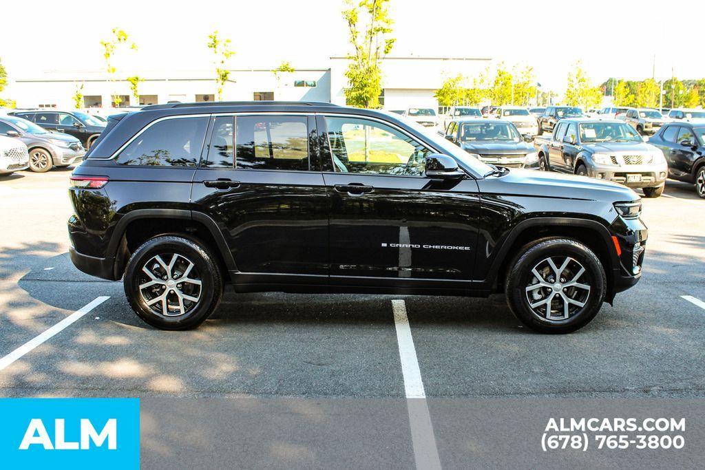 used 2024 Jeep Grand Cherokee car, priced at $33,420