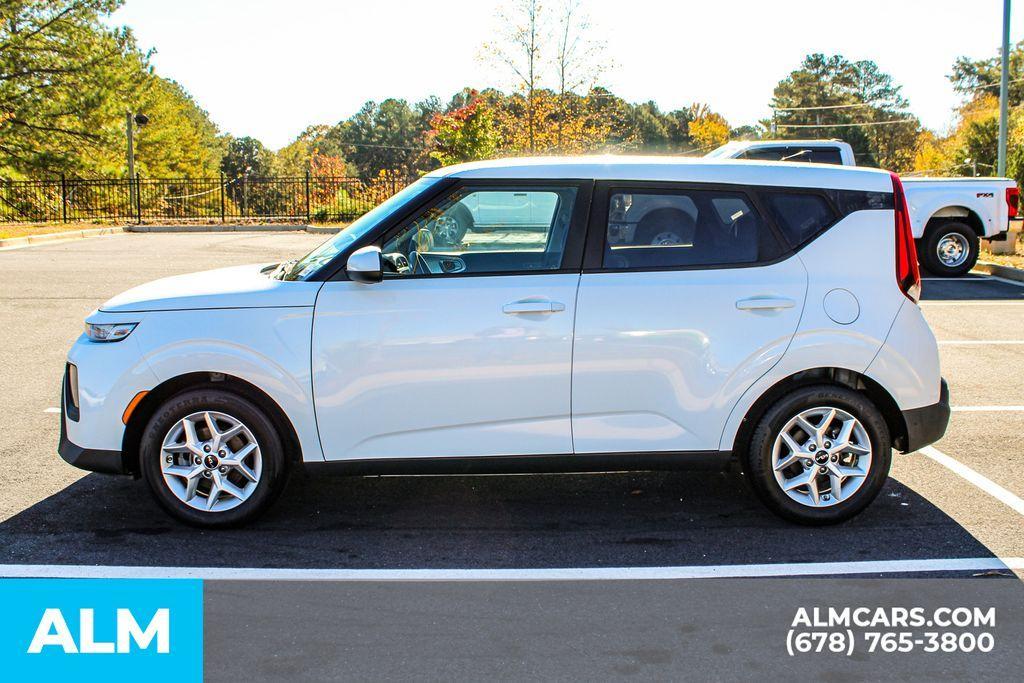 used 2022 Kia Soul car, priced at $13,420