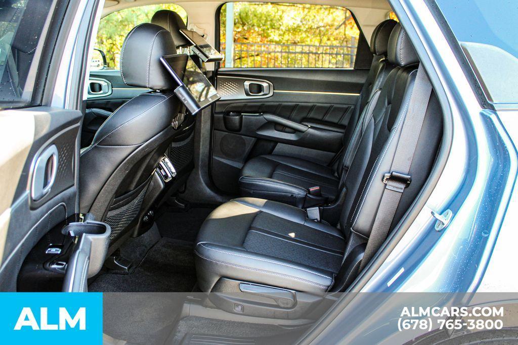 used 2022 Kia Sorento car, priced at $23,960