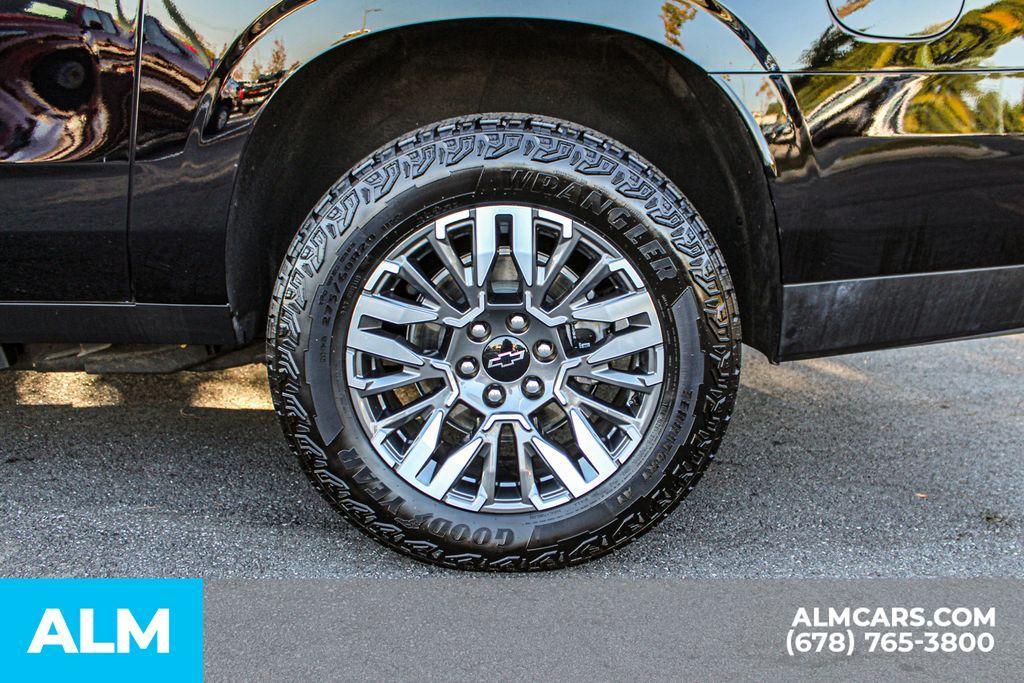 used 2025 Chevrolet Suburban car, priced at $75,920